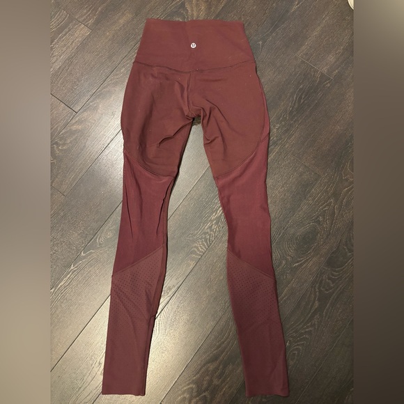 Lululemon maroon colour size 4 
Worn once - Picture 2 of 2